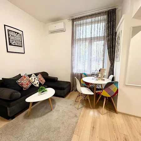 Daire In The Heart Of Varna-by The Sea And Sea Garden Varna
